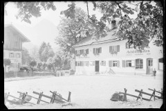 Gasthof Alpenrose mit gepflegtem Garten