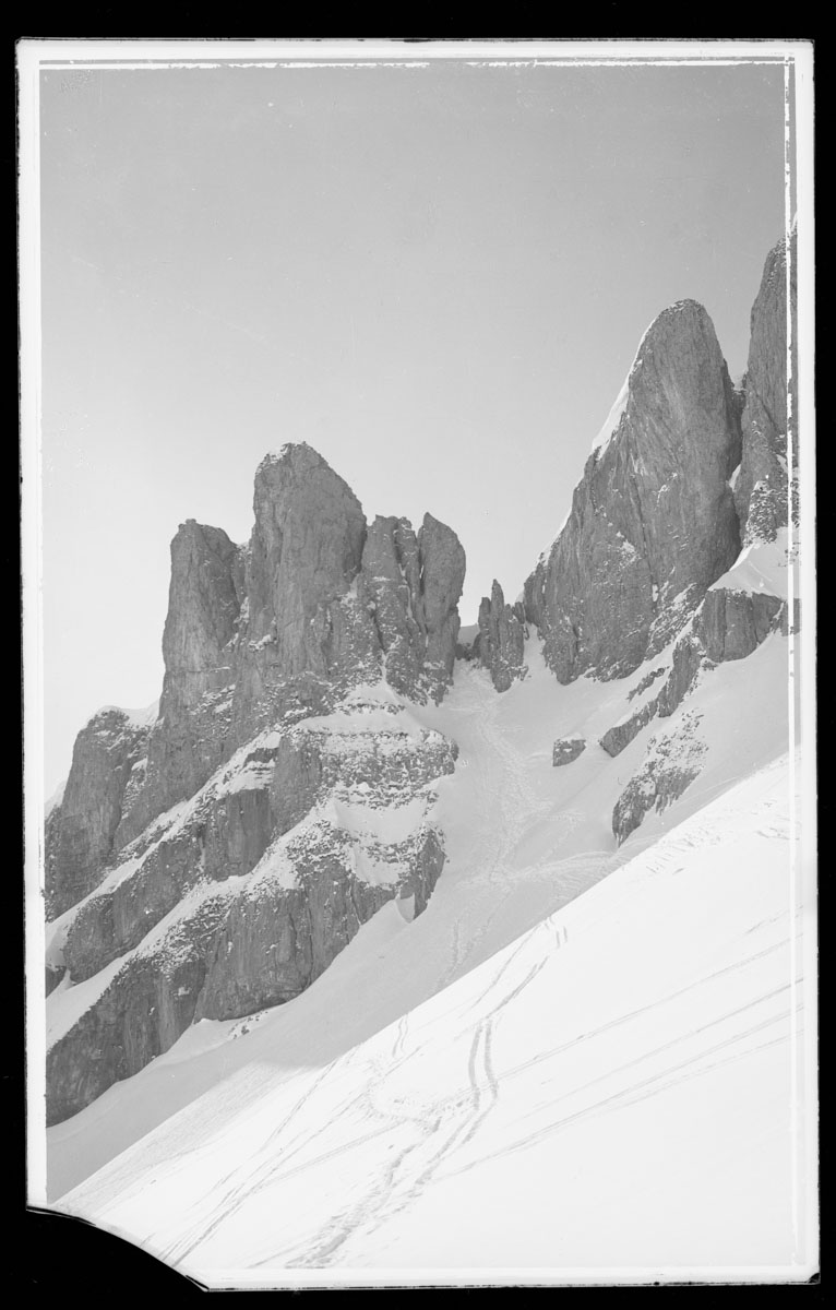 KMK-0537
