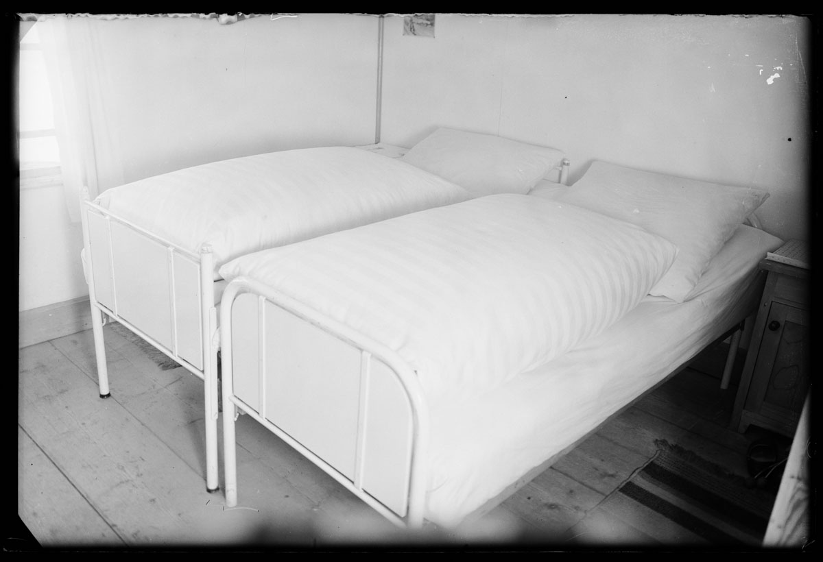 KMK-0842